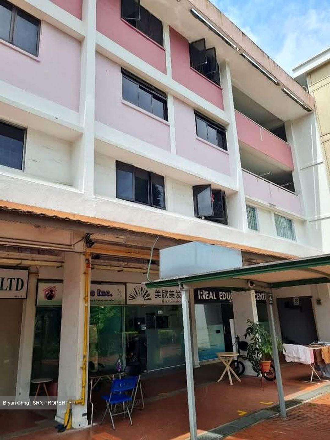 Clementi Avenue 2 Shopping Centre (D5), Shop House #570926431
